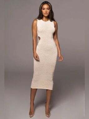 Jluxlabel- Sleeveless Cutout Knit Midi Dress - Cream NWOT - So Flattering